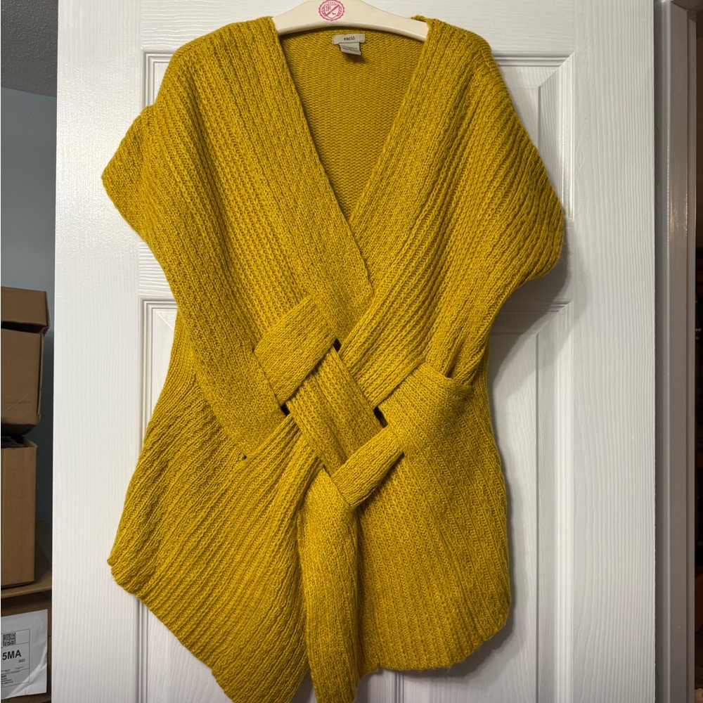 Yellow Knit Sweater By Esci
